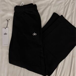 ALO Yoga Black Sweatpants